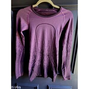Lululemon Shirt Womens 2 Royal Plum Swiftly Tech Long Sleeve Running Yoga